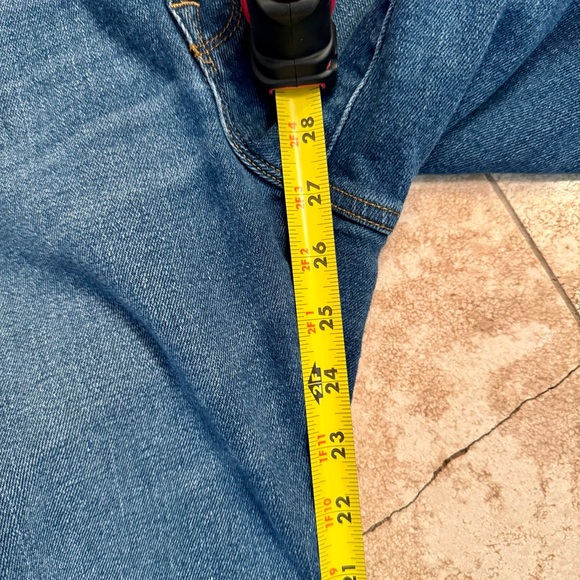 GOOD AMERICAN “Good Straight Raw Hem High Waist Straight Leg Jeans” - Picture 15 of 16